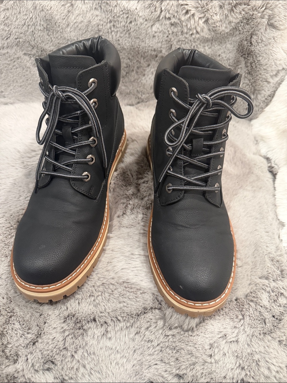 Bruno Marc Men 10 Black Combat Winter Boots Scuff Marks Like New